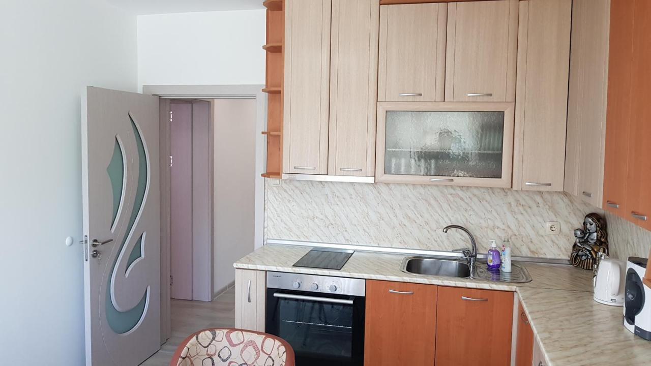 Д И В 2 - D & V 2 Apartment サンダンスキ エクステリア 写真